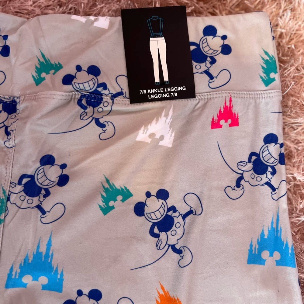 NWT Mickey Mouse Leggings ✨